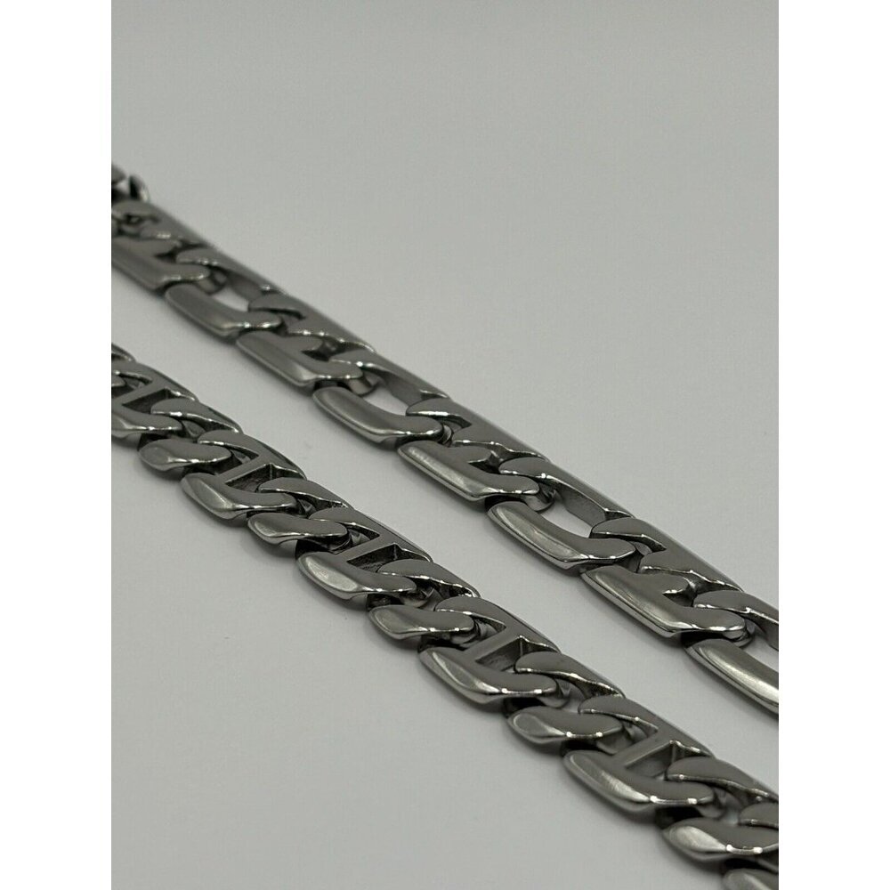9 Inch Stainless Steel 10.5 mm Wide Figaro Bracelet 31 Grams Heavy